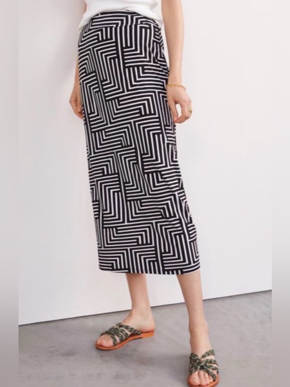 Anthropologie Abstract Jersey Knit Midi Skirt